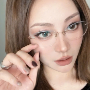 Son Prada Monochrome Hyper Matte Lipstick B01 Argile