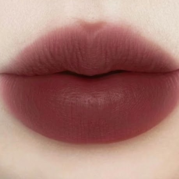Son Prada Monochrome Hyper Matte Lipstick B15 Uniform - Màu Đỏ Mận Nâu - Image 2