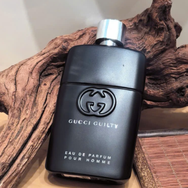 Set Nước Hoa Nam Gucci Guilty Pour Homme Eau de Parfum Spring Gift Set 3 Món Sang Trọng ( EDP 90ml + Lăn Khử Mùi 75ml + Sữa Tắm 50ml ) - Image 6